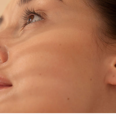 The Ultimate Winter Exfoliation Guide: Transform Your Skin With A Dead Sea Mud Mask