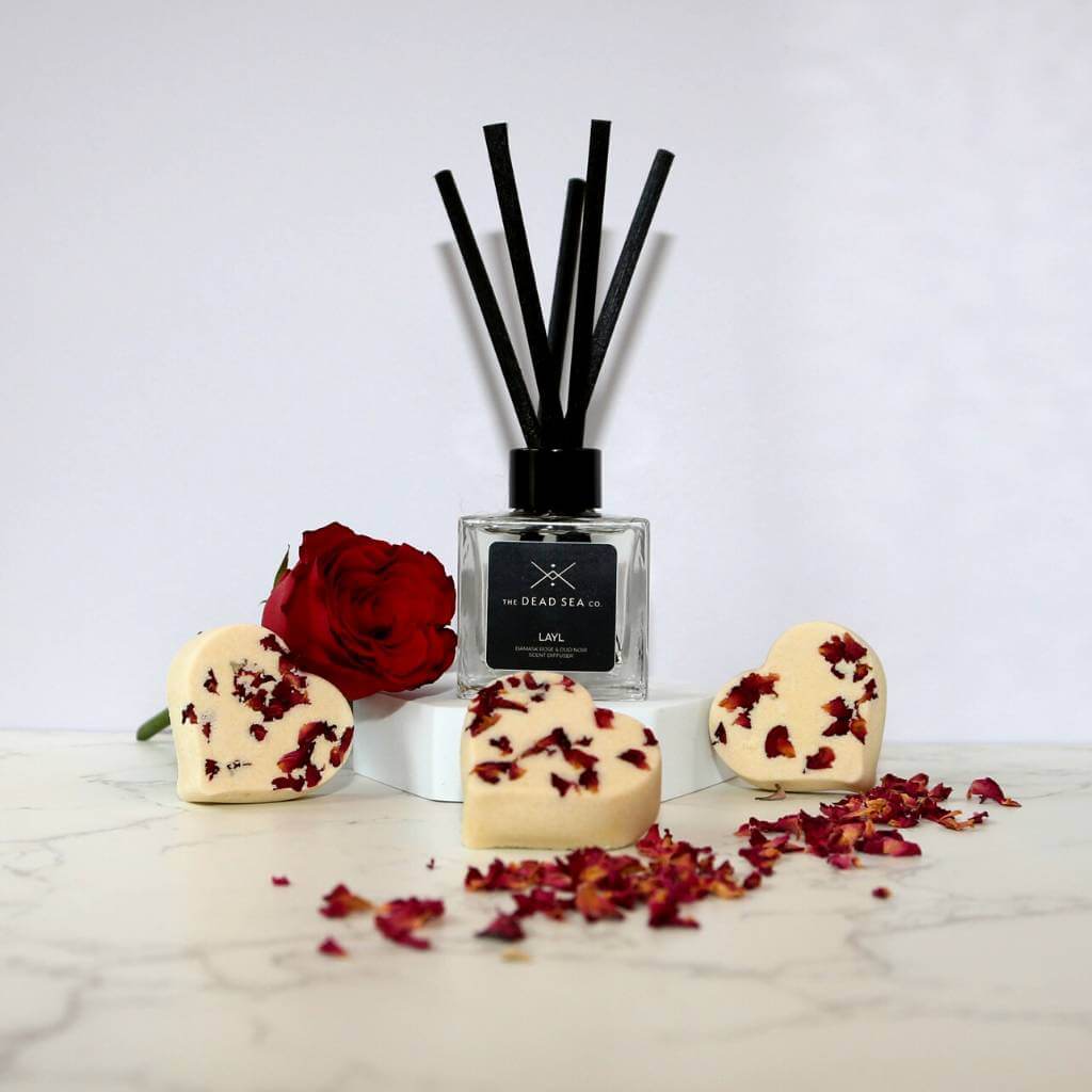 Rose AromatherapyShower Steamers and Diffuser Gift Set with rose petals
